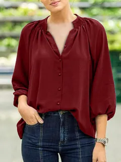 Blusa fruncida sólida con cuello alzado