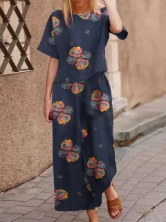 Traje de 2 piezas de manga corta con estampado de flores