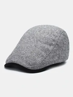 Gorra plana de hombre a rayas