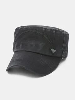 Gorra plana con etiqueta de letra lavada para hombre