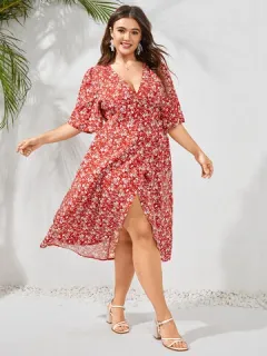 Plus Size Ditsy Floral Slit Hem Dress