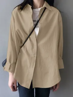 Plain long-sleeved shirt with lapel