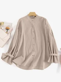 Blusa con ribete de volantes y mangas acampanadas sólidas