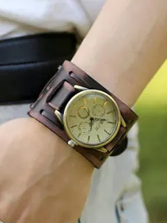 Multilayer Rivet Bracelet Watch