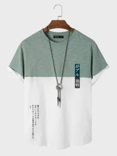 Camisetas con estampado japonés en contraste