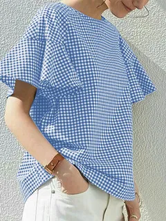 Blouse with ruffles and check print