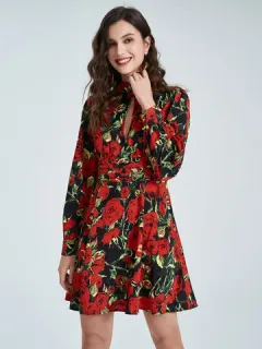 Estampado de rosas cortado Vestido