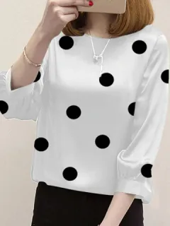 Blusa con estampado de puntos Cuello