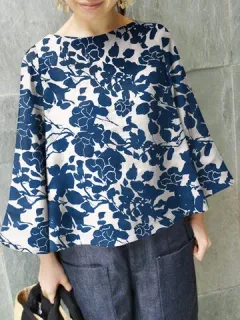 Plant Print Flare Sleeve Blouse