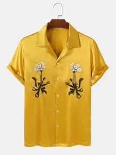 Camisas con gráficos bordados de plantas